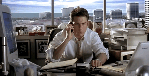 «Mon oncle a été figurant dans plusieurs films des années 80 et 90, mais je n'oublierai jamais l'histoire qu'il m'a racontée quand il a travaillé pour le film Jerry Maguire. Quand la pause déjeuner est arrivée, mon oncle n'a pas eu envie d'aller à table avec les autres figurants, alors il est allé s'asseoir sur des marches, un peu à l'écart. Quelques minutes plus tard, il a entendu quelqu'un descendre les marches derrière lui, s'asseoir et allumer une cigarette. C'était Tom Cruise. Ils sont restés tranquillement sur les marches, à parler et à manger un steak.»—valeriec4452fb332