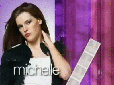 Michelle ficou isolada por causa de uma modelo que inventou uma fofoca sobre ela...