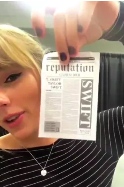 People Think Taylor Swift May Have Split From Her Boyfriend Because Of This Small Detail