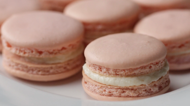 Here's How To Make The Best Macarons At Home