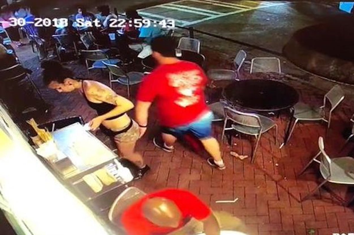 A Georgia Waitress Tackled A Guy Who Groped Her And It Was All Caught