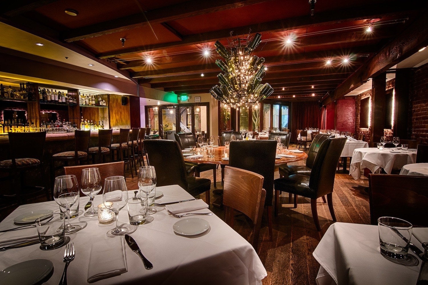 Located in San Francisco's Embarcadero neighborhood, Piperade by the Chef Gerald Hirigoyen serves authentic flavors of the Basque Country. The restaurant, which opened its doors in 2002, specializes in "West Coast Basque Cuisine" that fuses these two cultures with a menu featuring items made with fresh local ingredients.