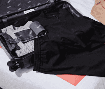 AWAY LUGGAGE REVIEW 🧳✈️ unboxing & first impressions • the