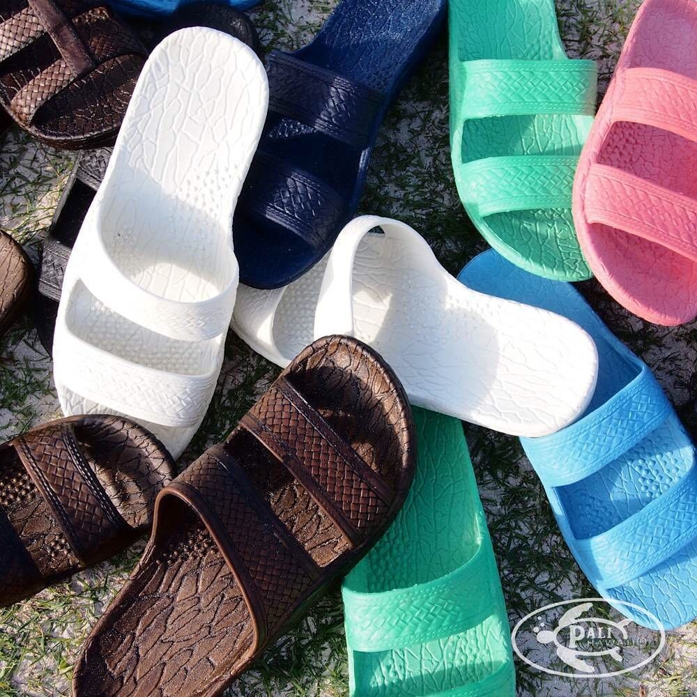 These Unbelievably Comfortable Sandals 
