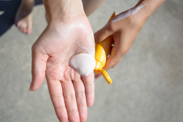 what happens if you use expired sunscreen