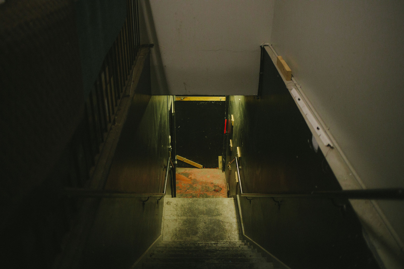 Why Some Guys Like Jerking Off Together pic