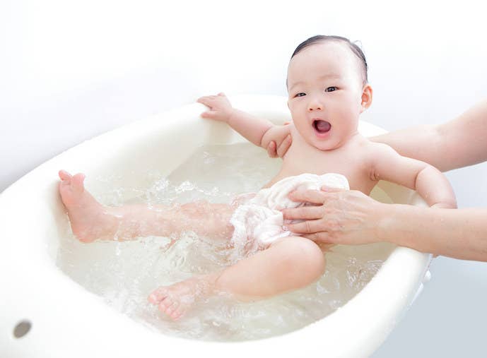 アトピー性皮膚炎のスキンケア 洗う 洗わない
