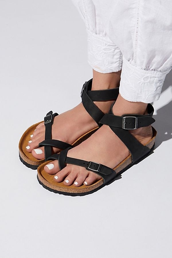 platform sandals for wide feet