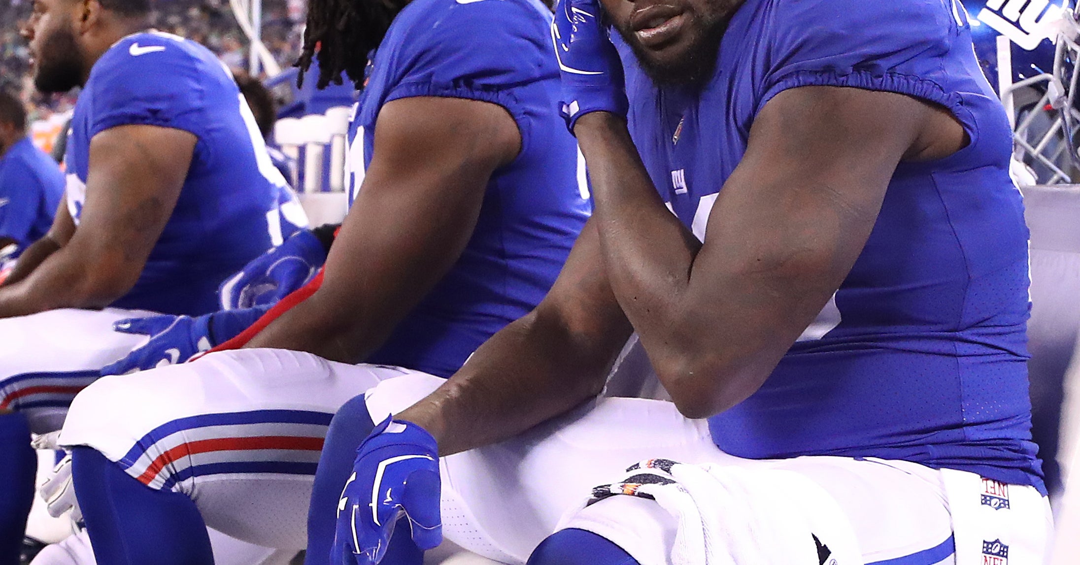 NFL Star Jason Pierre-Paul Shared INCREDIBLY Graphic Photos Of His Shredded  Hand To Remind People Of Fireworks Safety