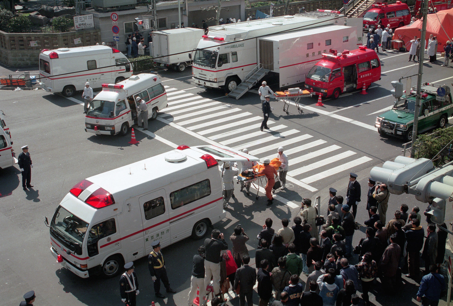 Нападение 20. Зариновая атака Токио 1995. Зариновая атака в Токийском метро.