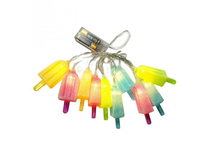 Las luces no son solamente del invierno, también puedes tenerlas en verano y estas paletas son la muestra. Pero, ten cuidado, porque vas a poner antojadizo a cualquiera que llegue a tu casa.