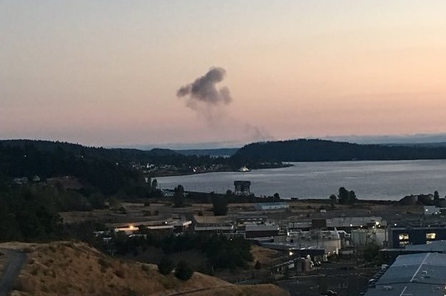 A Plane Apparently Stolen From Seattle Airport Was Chased By Fighter Jets Before Crashing
