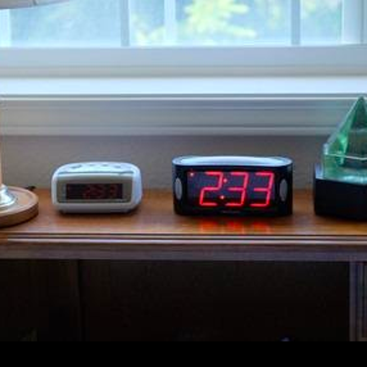 23 Of The Best Alarm Clocks You Can Get On Amazon In 2018