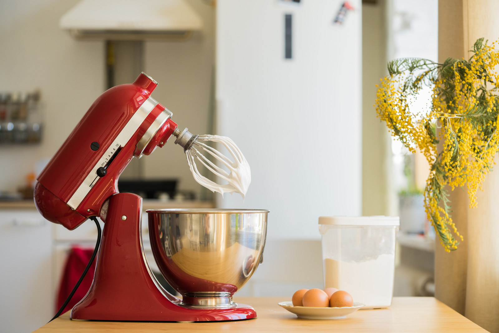 What Does a Food Processor Do That a Blender Doesn't? Unveiling Unmatched Kitchen Abilities!