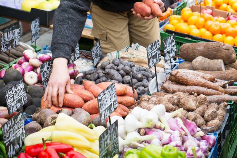 No solo estarás comiendo más saludable, sino que obtendrás productos sin tanto empaquetaje y desperdicio.