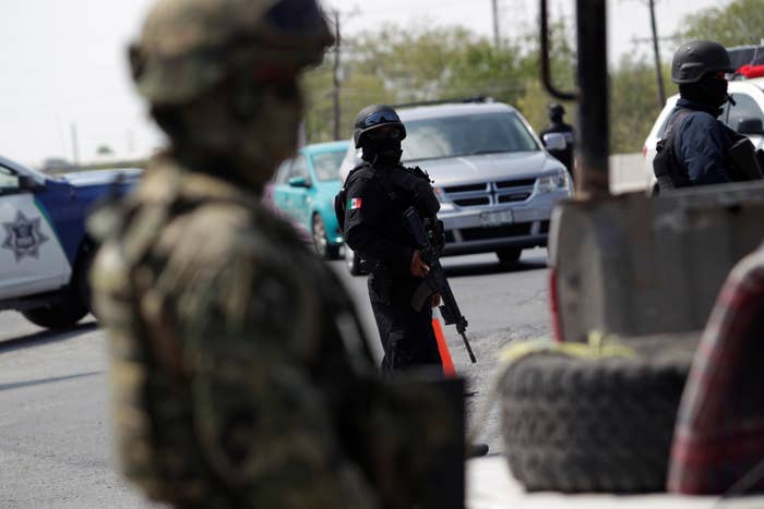 En mayo de este año el Alto Comisionado de las Naciones Unidas para los Derechos Humanos emitió un comunicado donde hace un llamado a las autoridades a tomar medidas para "poner fin a la ola de desapariciones en la ciudad de Nuevo Laredo y sus alrededores". En el mismo documento consideran que hay fuertes indicios que los crímenes habrían sido cometidos por una fuerza federal de seguridad. Esto después de un ajuste de cuentas por el asesinato de un alto mando de la Marina en el estado fronterizo.