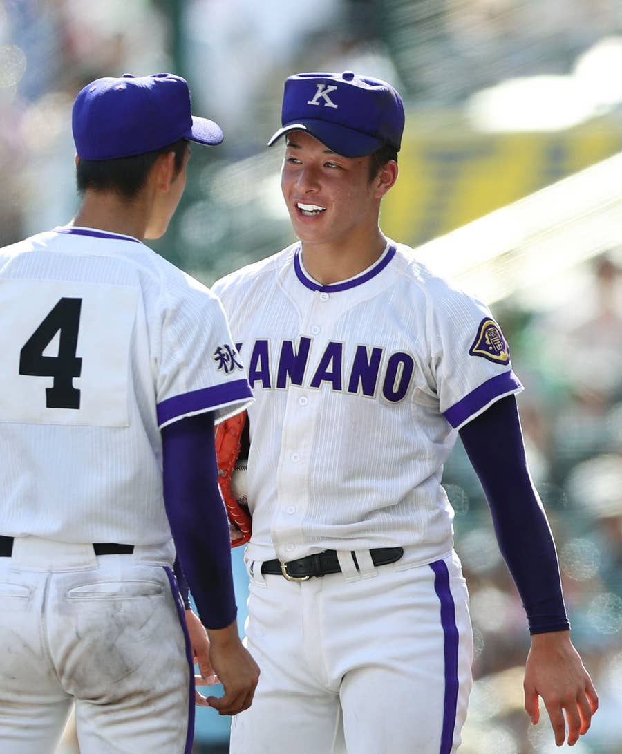 甲子園ファン集合 今年の プロ野球ドラフト会議 を記者たちが大胆予想 1位は金足吉田 2位3位は