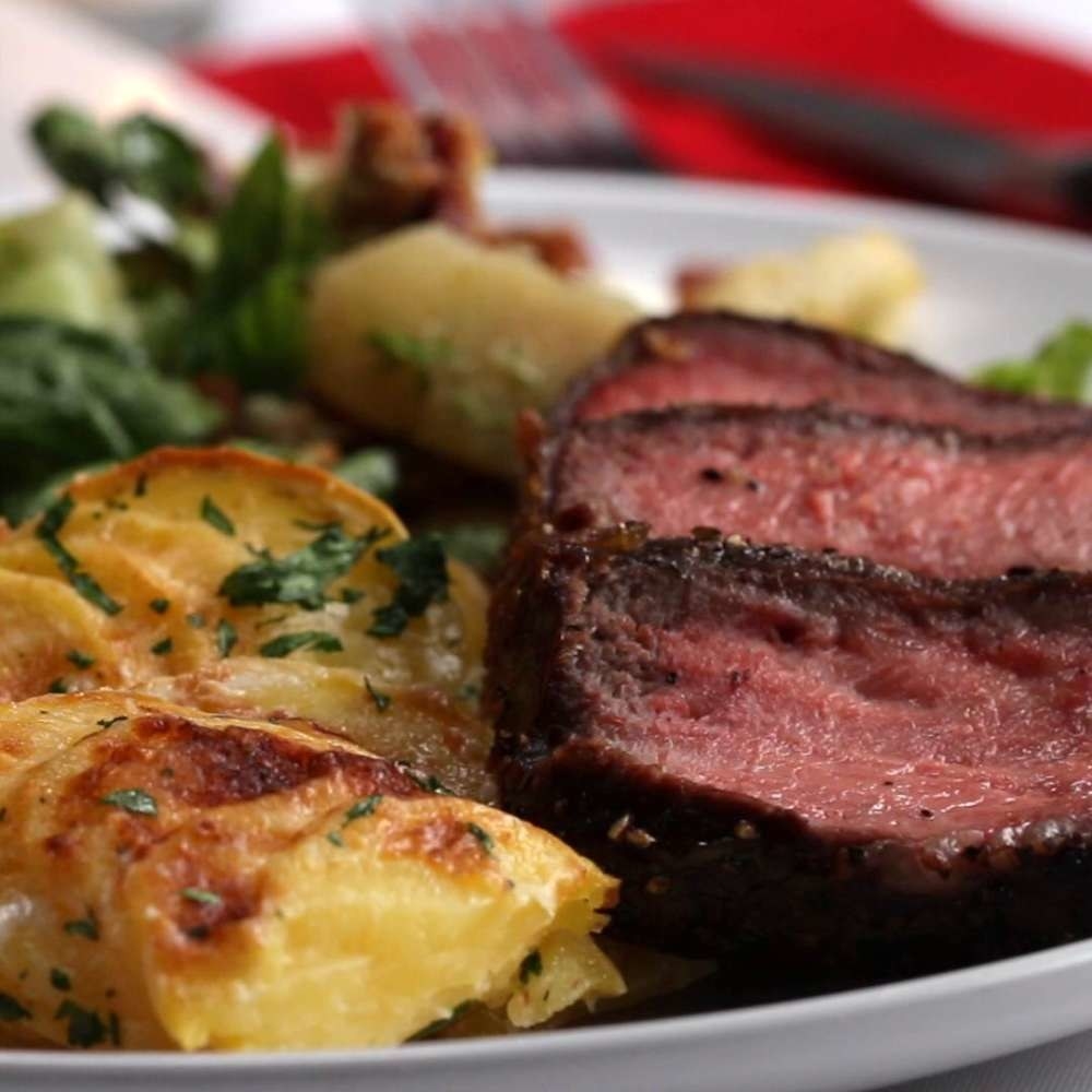 Jantar Para Dois Com Carne E Massa jantar-para-dois-com-carne-e-massa