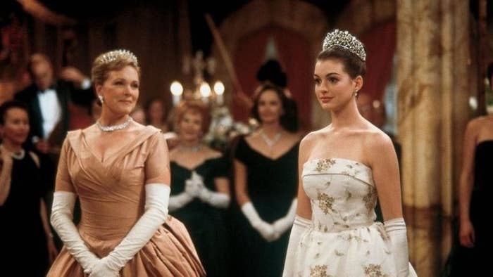 Mandy Moore And Anne Hathaway Just Reminisced About The Princess Diaries And It S Perfect