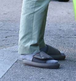 Kanye wore (too small) Yeezy slippers to 2 Chainz' wedding