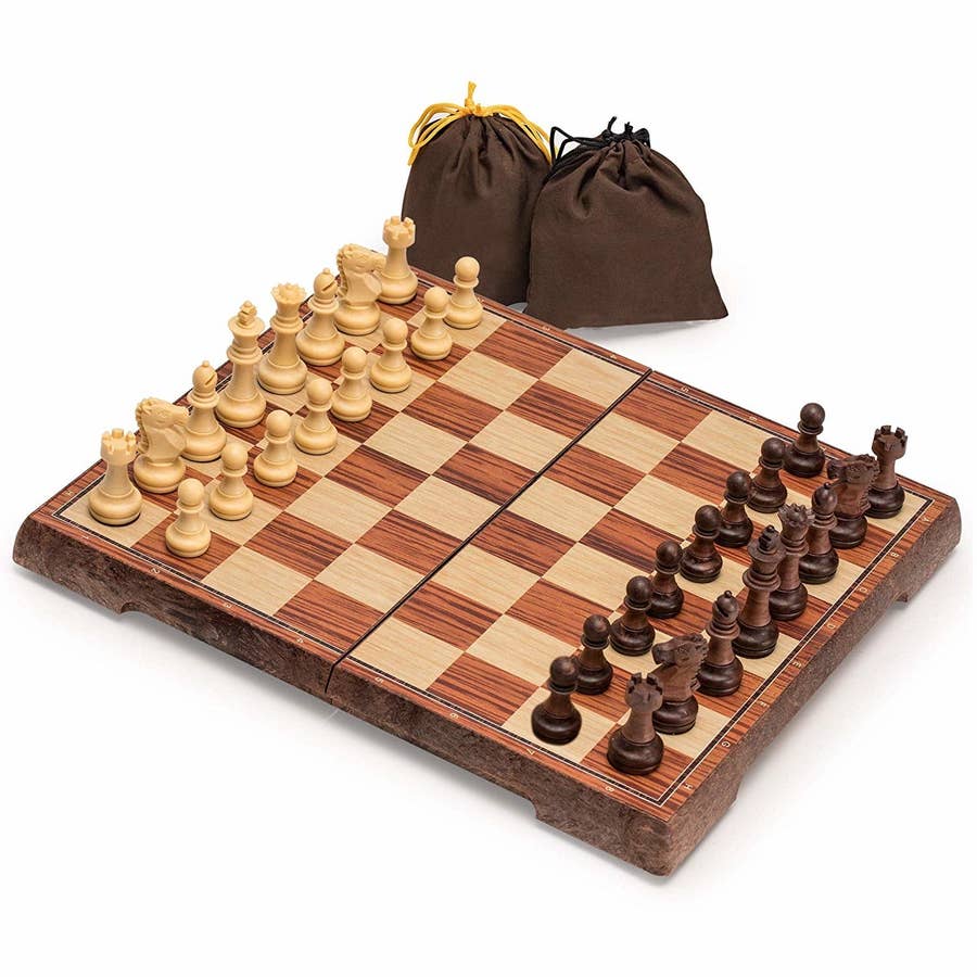 Does the iPad Make the Traditional Chessboard Redundant?