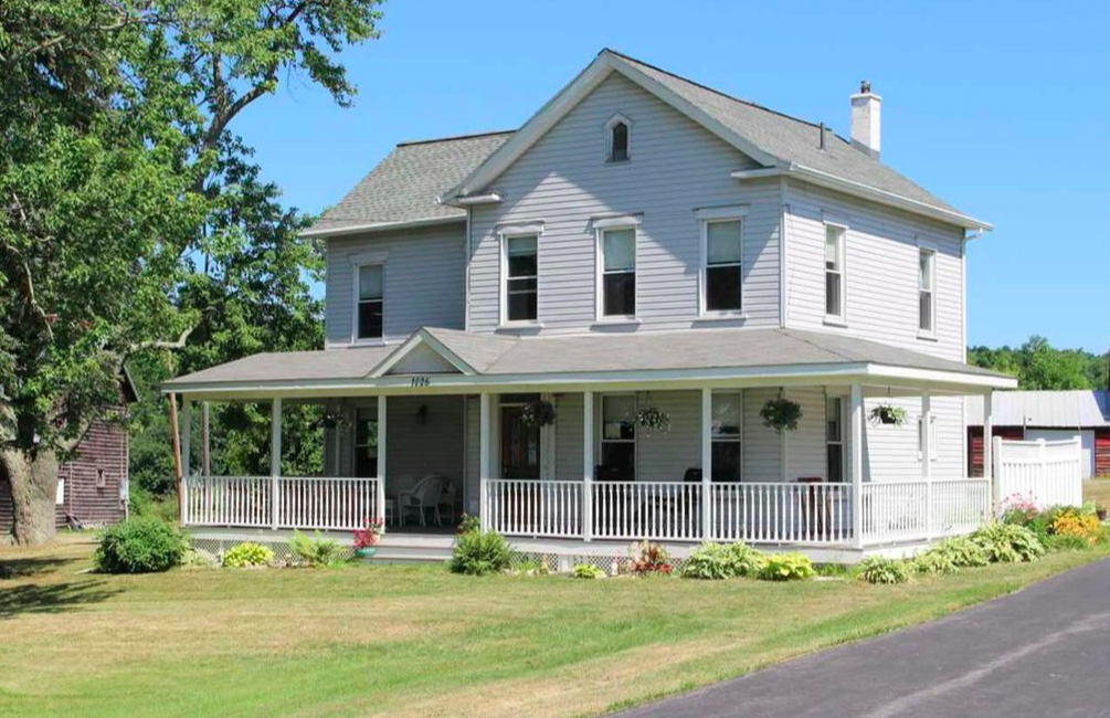 17 Incredible Upstate New York Homes You Won't Believe Are Less Than $300K