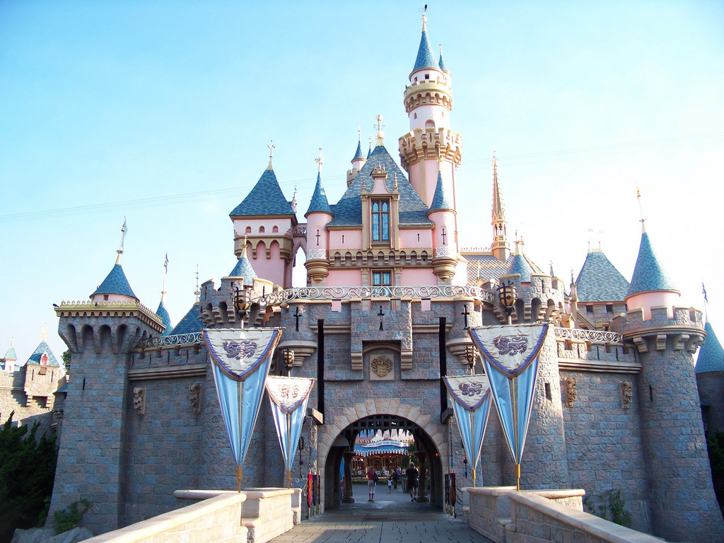 OMG! For The First Time In Its History, Disneyland Will Be Selling Alcohol