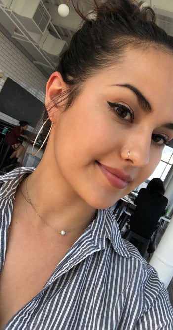 BuzzFeed editor showing the under-eye coverage