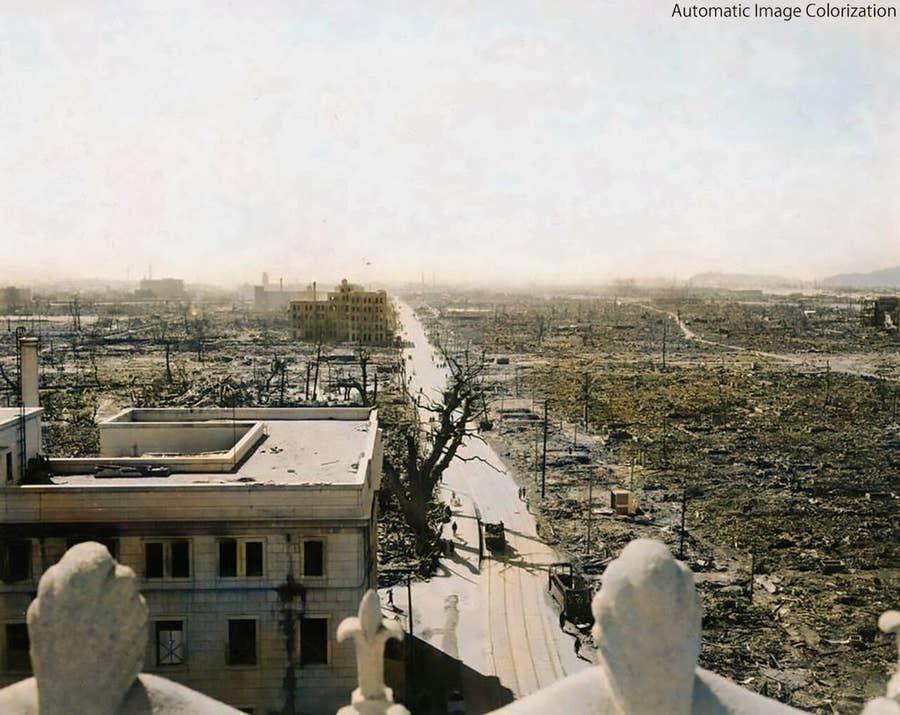 8月5日までヒロシマには 日常があった 原爆投下前の風景をカラー化写真で振り返る