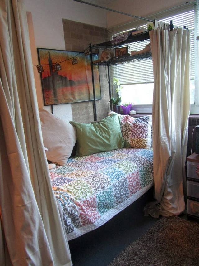 18 Surprisingly Useful Dorm Decorating Hacks