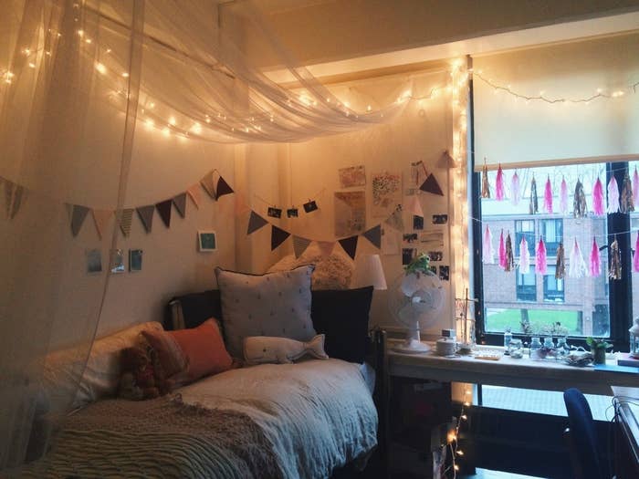 18 Surprisingly Useful Dorm Decorating Hacks