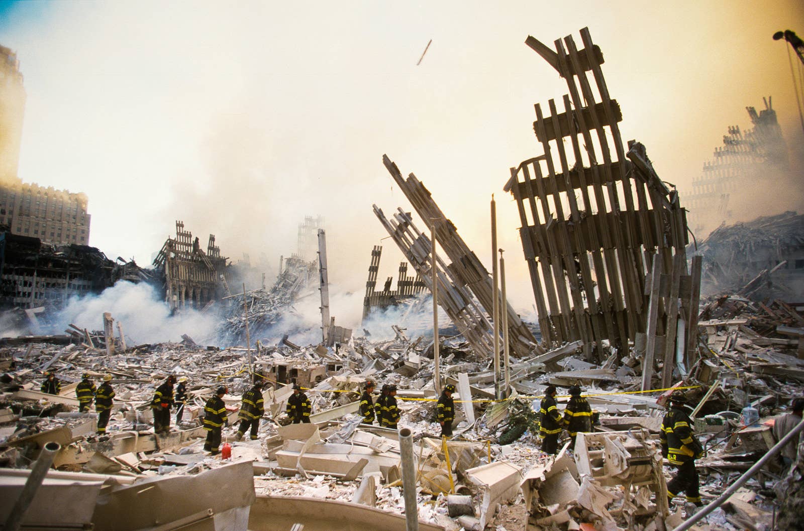 These Emotional Pictures Show America In The Days After 9/11