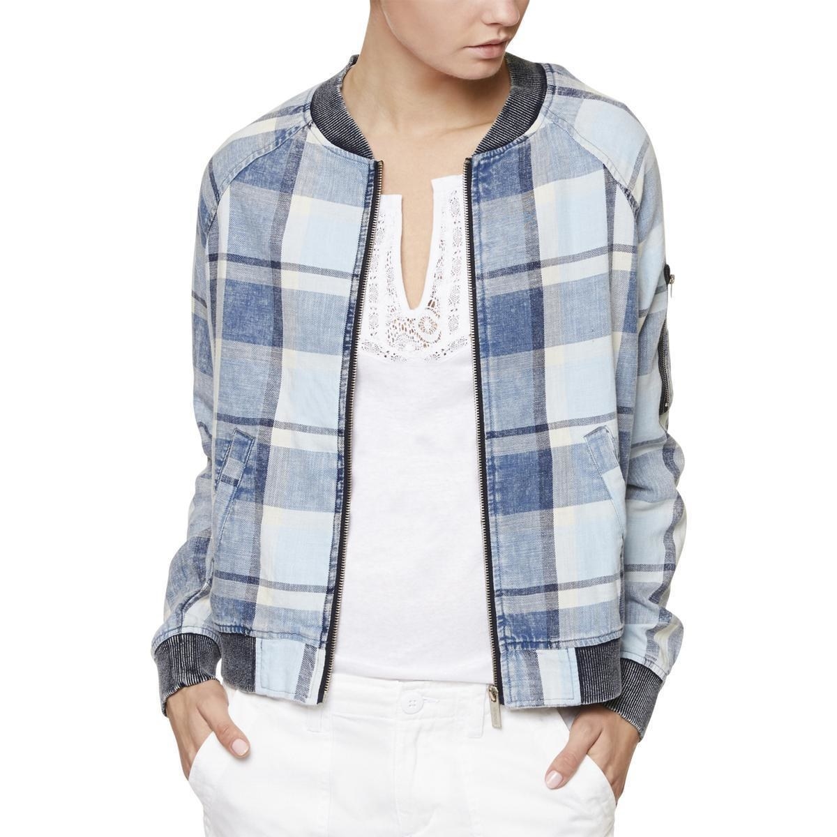 Price: $27.80 (originally $139, available in sizes XS-L)Find more bomber jackets here.