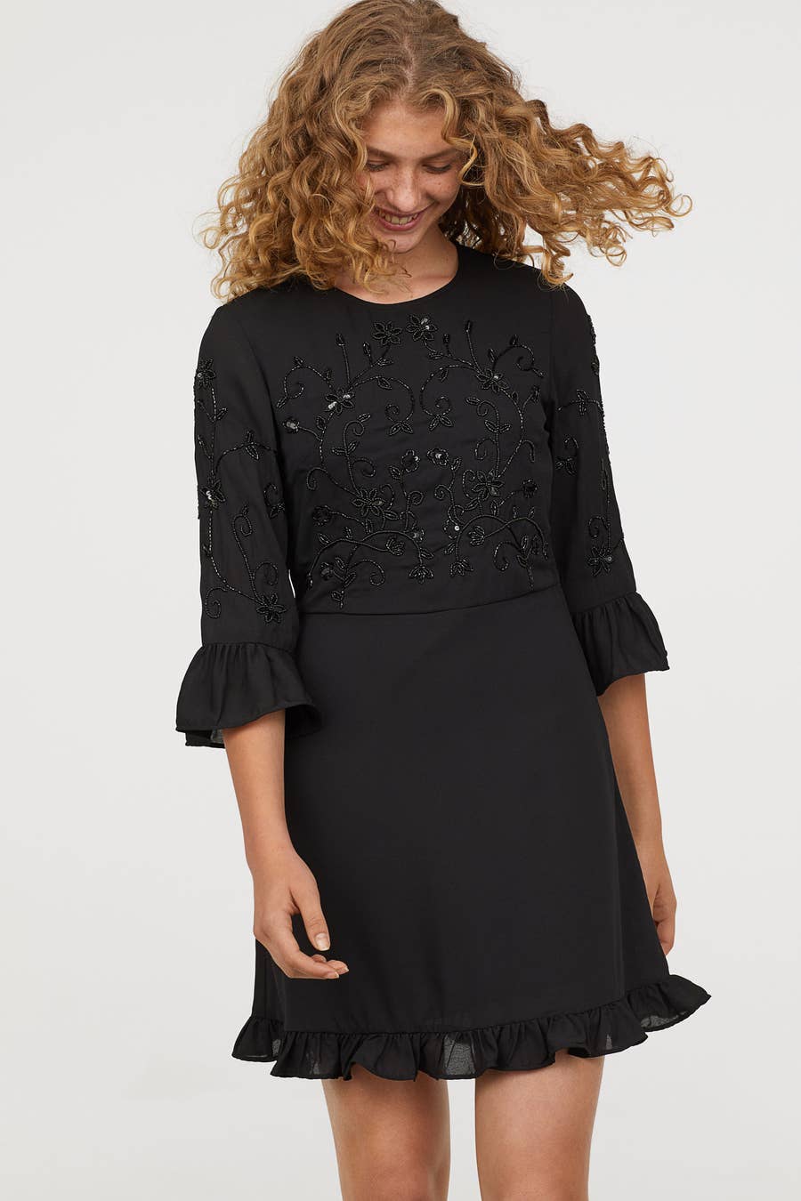 29 Gorgeous Little Black Dresses You Won T Want To Take Off