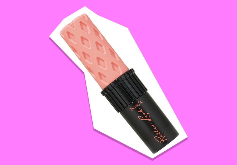 Roller Lash de Benefit. Cierto es que si compras su tamaño normal es un pelín cara pero si compras si versión mini (a la venta en Sephora) por 13.95 € ¡¡te cambiará la vida FOREVER!! Alarga y curva las pestañas, no hace grumos, no se cae a copos para que parezcamos osos panda... En fin, la recomiendo 110%.– NSMZPrecio: 13,95 €