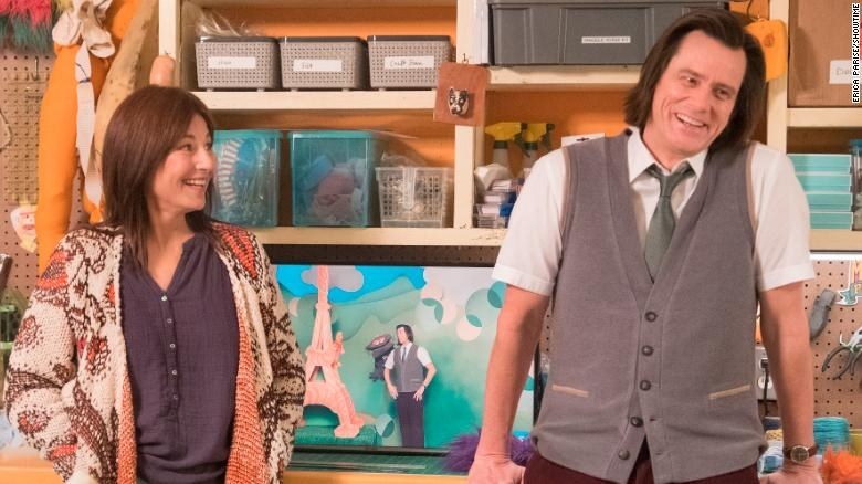 Plot: "Jeff, aka Mr. Pickles, is an icon of children's television, a beacon of kindness and wisdom to America's impressionable young minds; when his family begins to implode, Jeff finds that no fairy tale, fable or puppet can guide him through the crisis."Starring: Jim Carrey, Judy Greer, Frank Langella, Catherine Keener