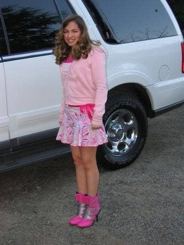 22 Back To School Outfits That People Now Regret Wearing