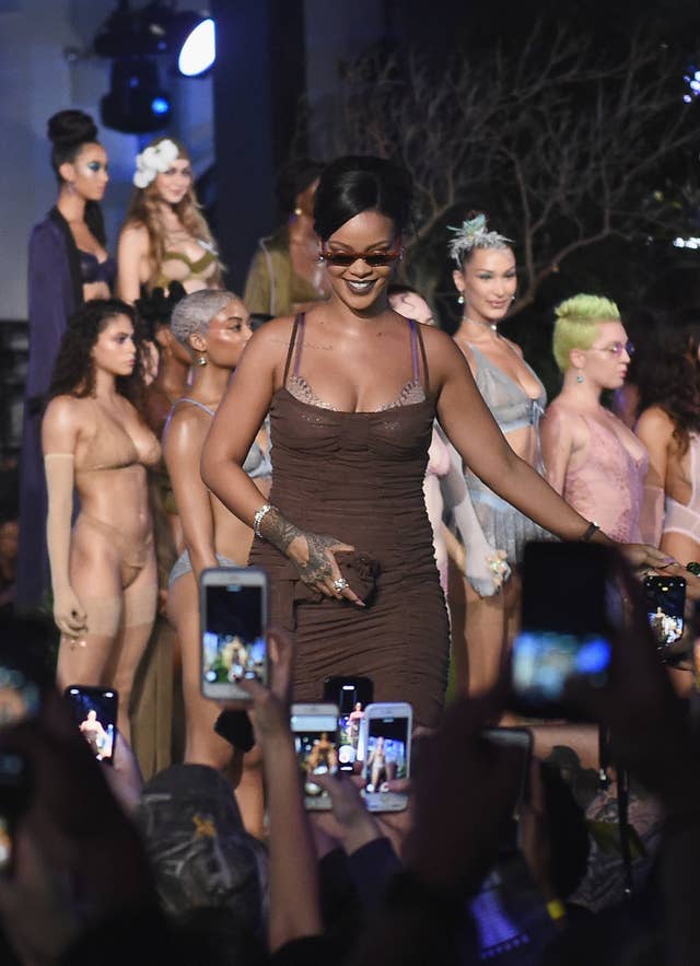 Here S Every Single Look From Rihanna S Savage X Fenty Lingerie Fashion Show