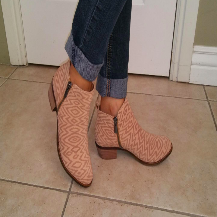 Comfy Pleated Ankle Boots