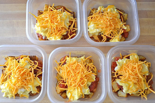 22 College Eating Hacks That Are Cheap, Easy, And Healthyish