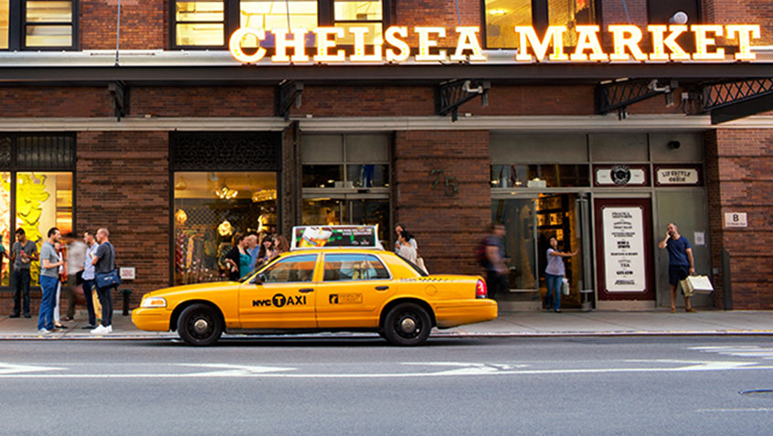 Guests will have special, after-hours access to Chelsea Market, one of the most famed NYC destinations, for a grand tour of the best eateries in this indoor food halls. From sushi racos to mini doughnuts to handmade sausages, the Chelsea Night Market will truly be a night to remember.
