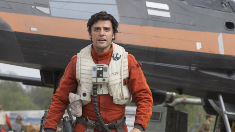 J.J. Abrams' originally idea was to have Poe die a hero when he crashed in the desert. Oscar Isaac fought for his role in the Star Wars franchise to be expanded.