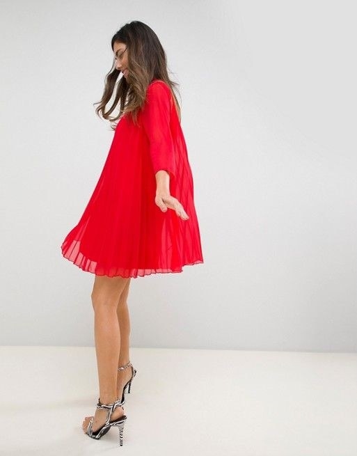 27 Gorgeous Dresses That Deserve To Be Danced In