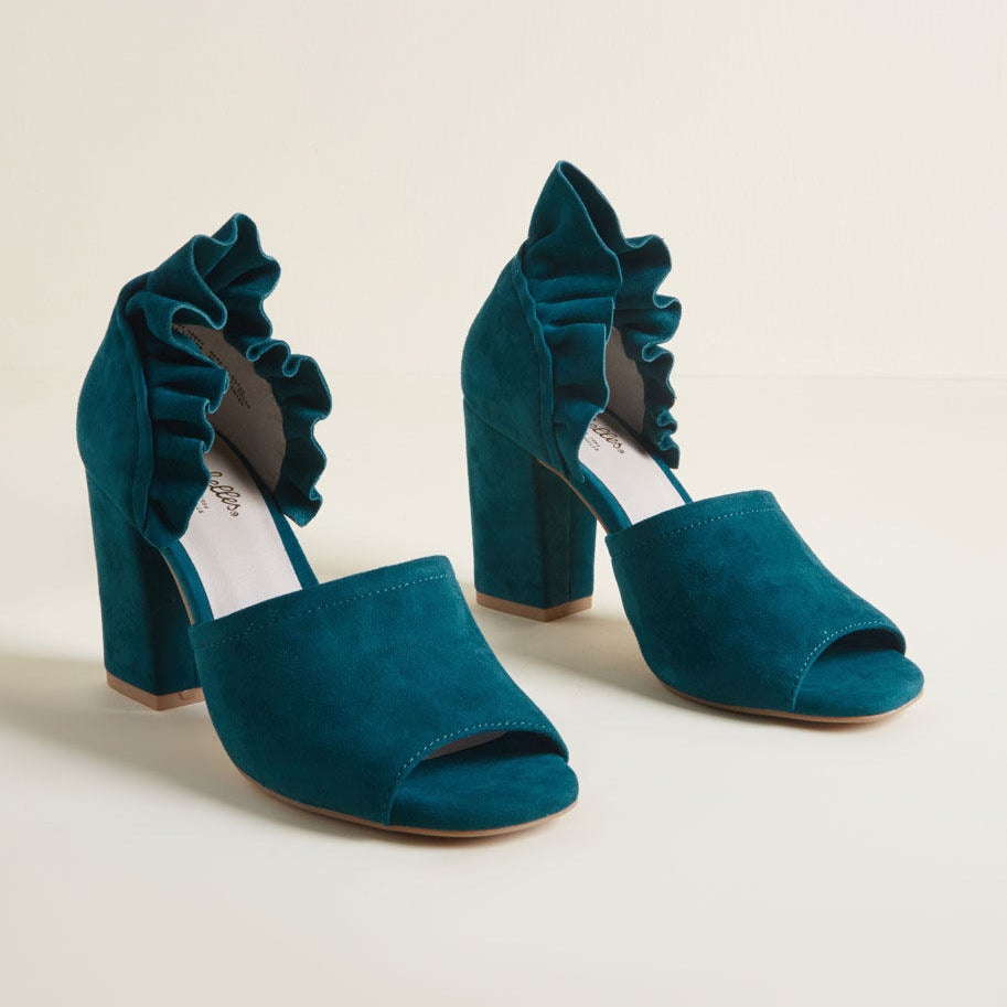 Price: $106.25 (originally $125; available in sizes 6-11)