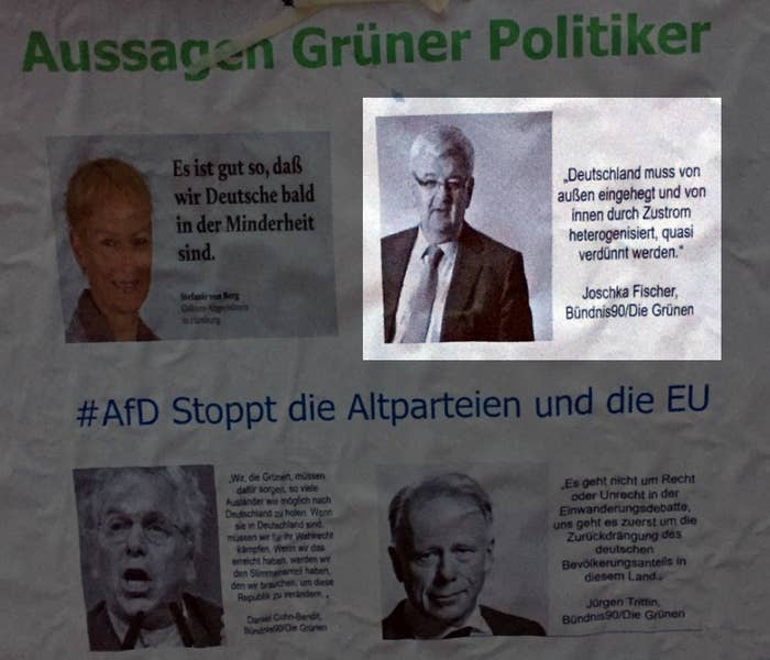Ein Plakat Mit Afd Logo Zeigt Zitate Von Grünen Politikern