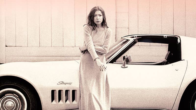 La leyenda del Nuevo Periodismo y escritora de libros como &#x27;El año del pensamiento mágico&#x27; Joan Didion es una mujer cargada de recuerdos. La historia de los tumultosos años sesenta y setenta en los Estados Unidos no tendría el mismo regusto de no haber pasado por el filtro Didion. En este documental, su sobrino nos acerca tanto a la mujer como al mito para que conozcamos tanto su vida como su obra. Un documental imprescindible para los amantes del periodismo y la historia estadounidense de la segunda mitad del siglo pasado.