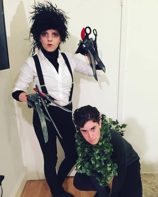 Someone dressed as Edward Scissorhands and another dressed as a bush
