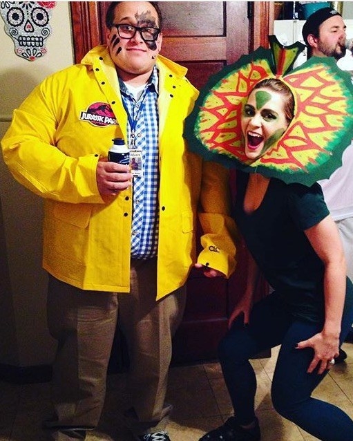 46 Two-Person Halloween Costumes That Are Borderline Genius