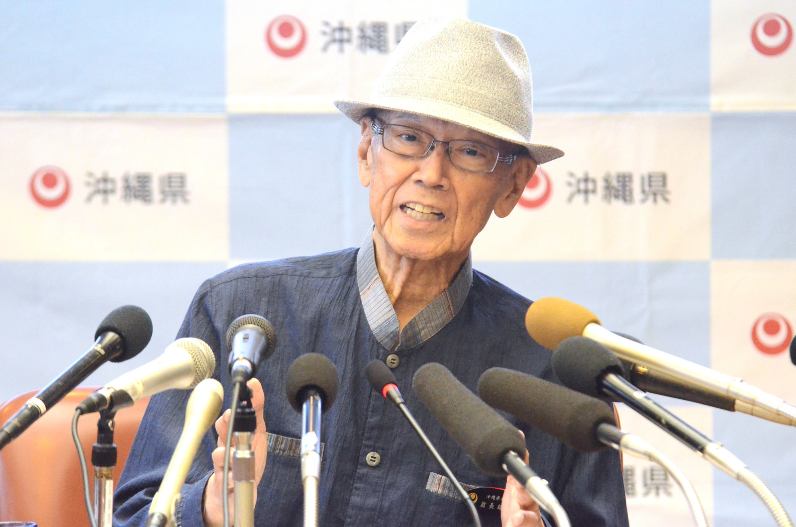 翁長知事が亡くなった時にも、憶測で別の治療を受けるべきだとする記事が流された。