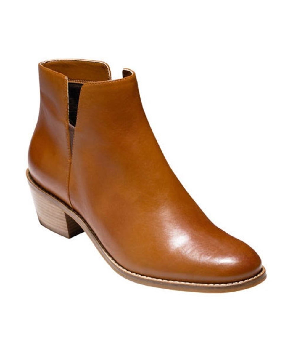 21 Incredible Deals On Shoes You Can Get At Jet Right Now